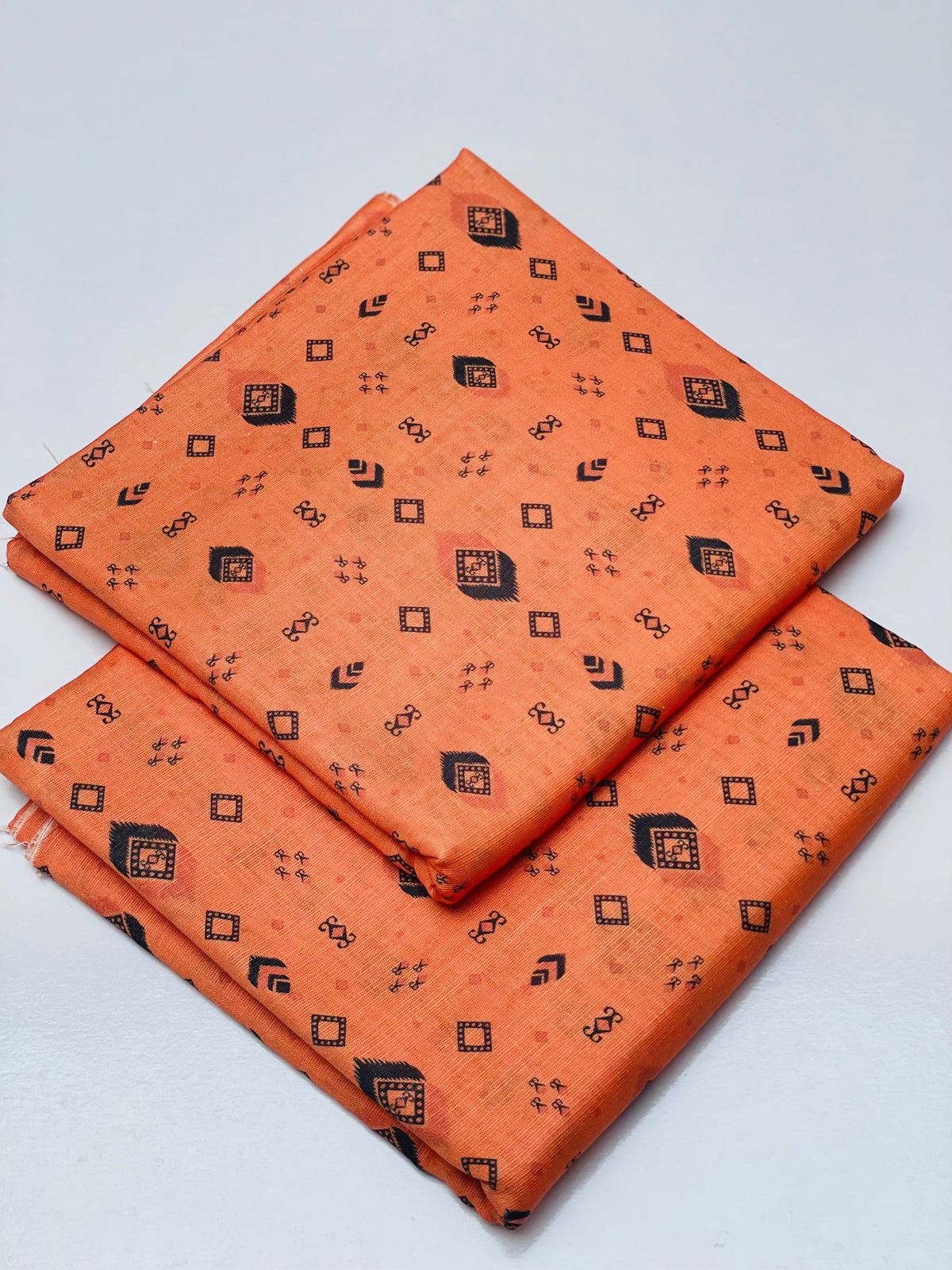 KHADDAR PRINTED 2 PIECE SUIT