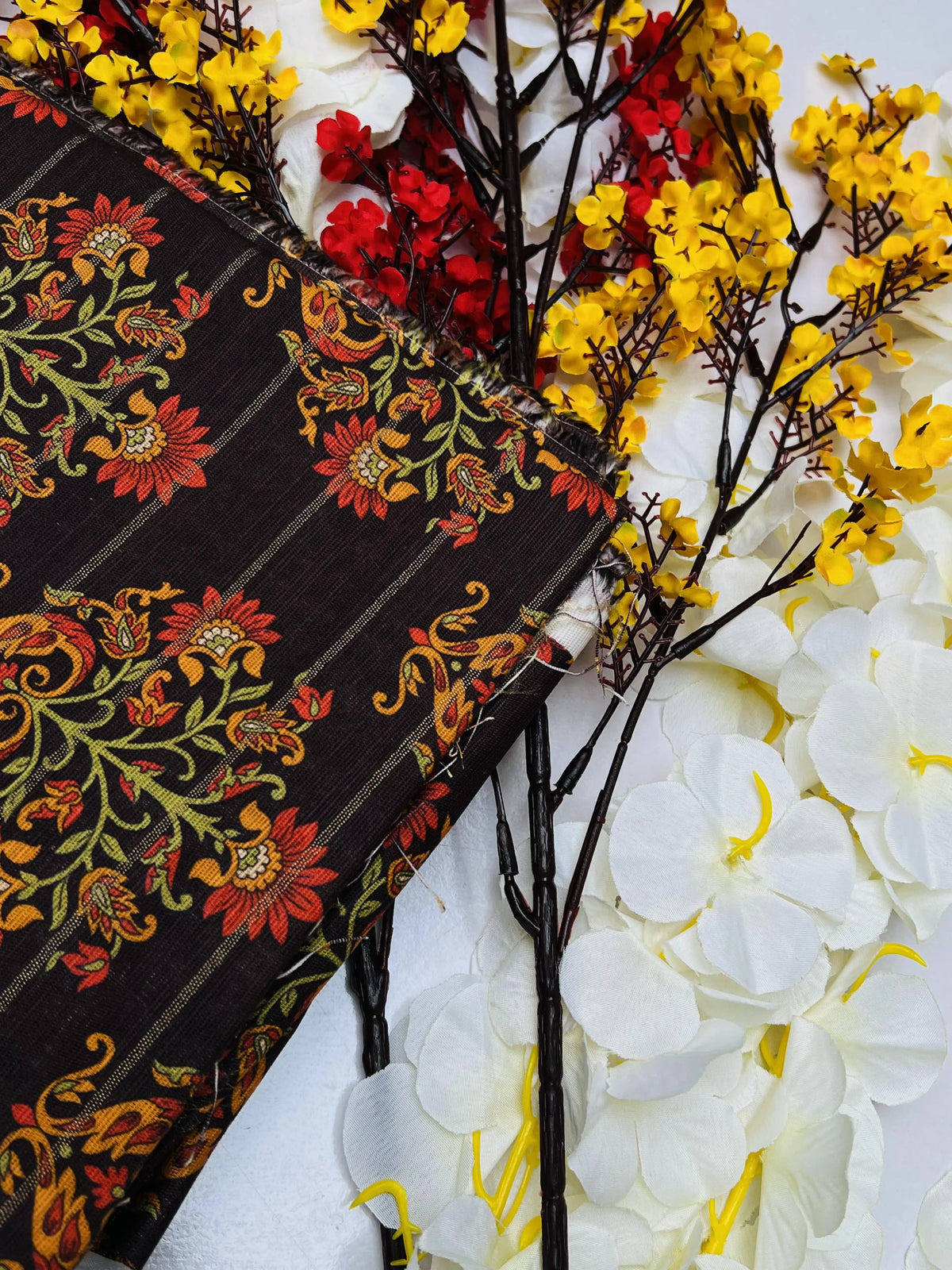 KHADDAR PRINTED 2 PIECE SUIT