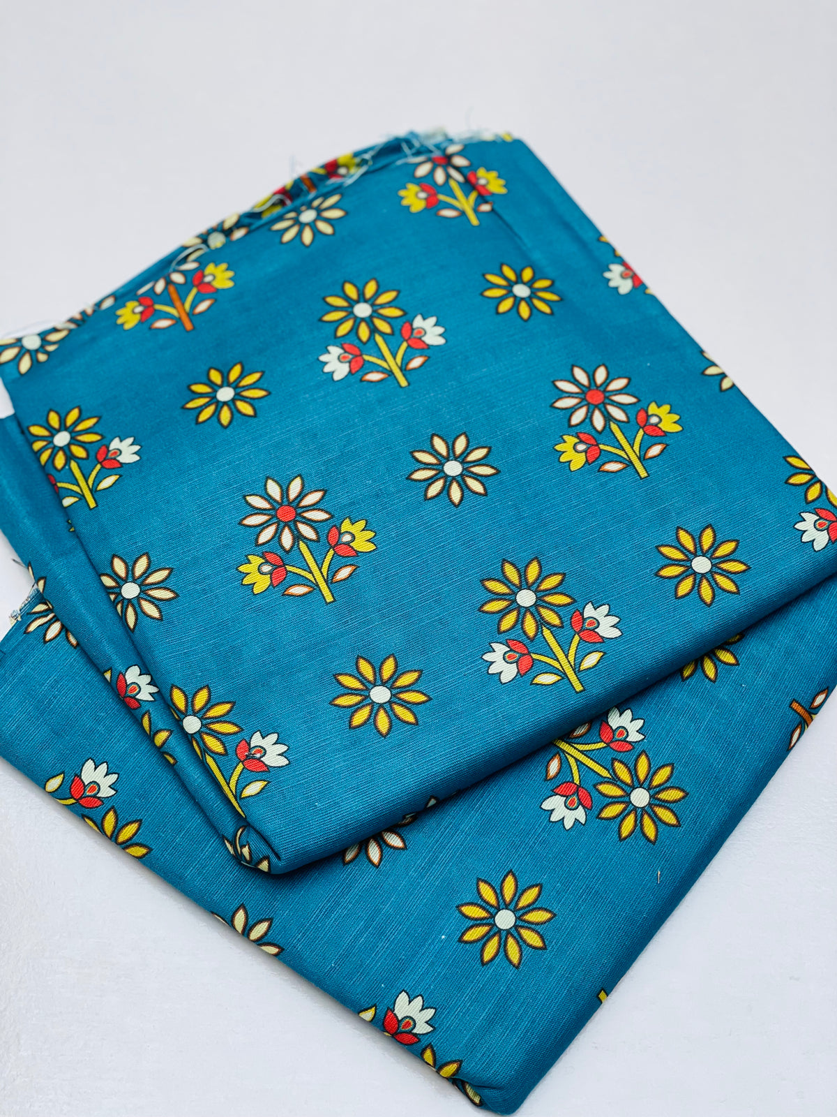 KHADDAR PRINTED 2 PIECE SUIT