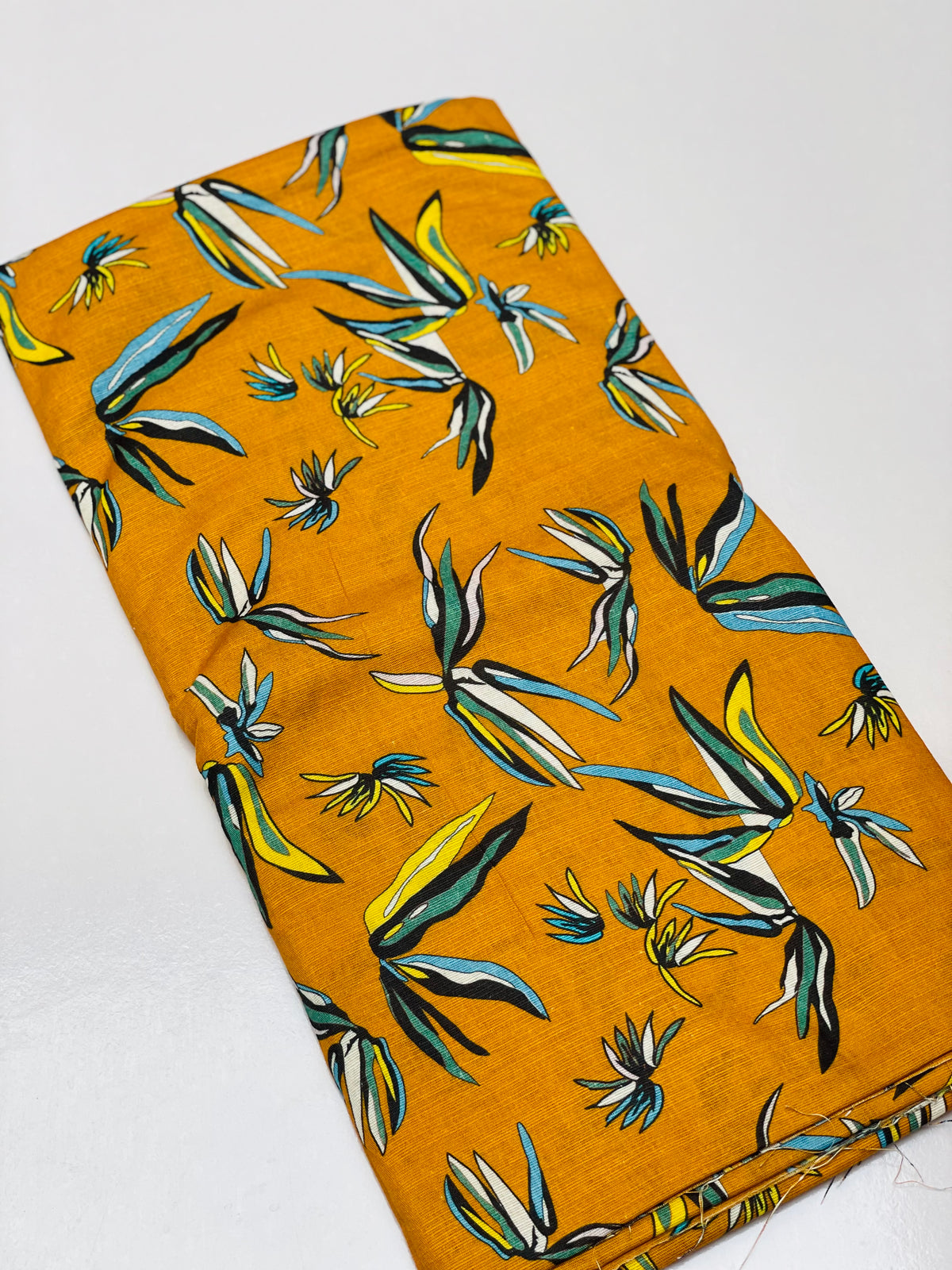 KHADDAR PRINTED 2 PIECE SUIT