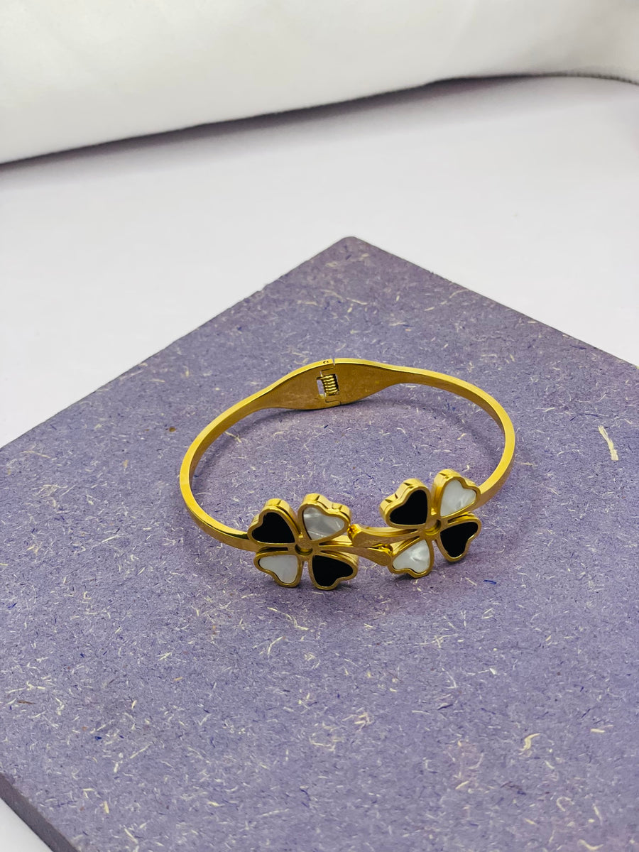 Four Heart dual Bracelet