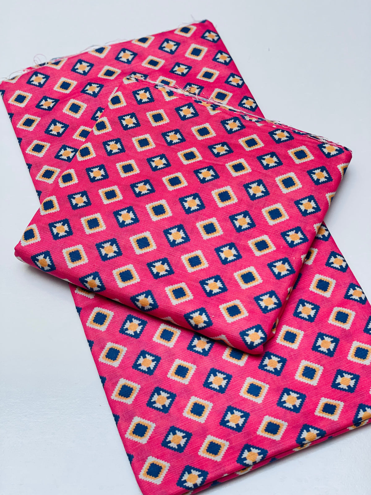 KHADDAR PRINTED 2 PIECE SUIT