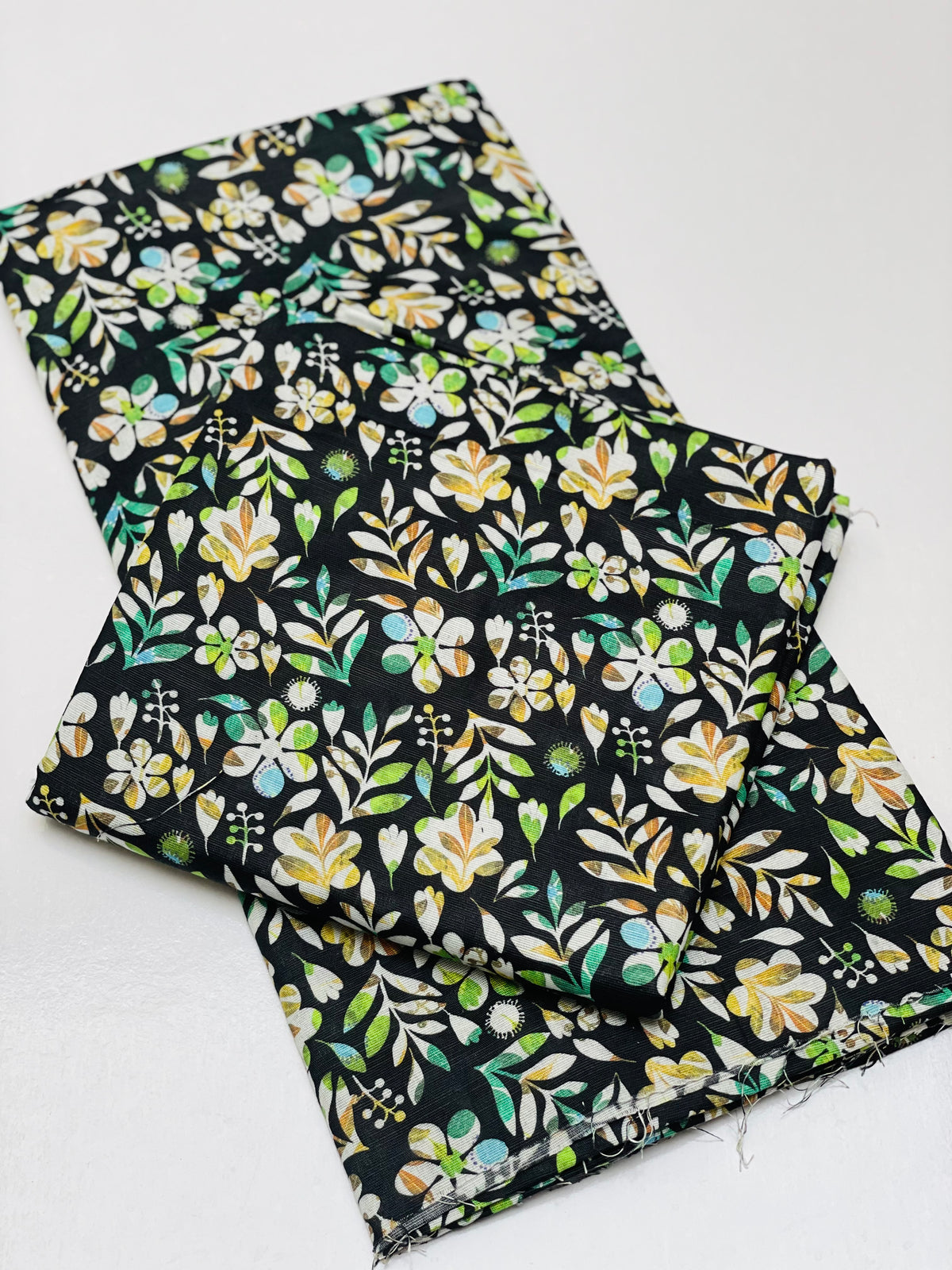 KHADDAR PRINTED 2 PIECE SUIT