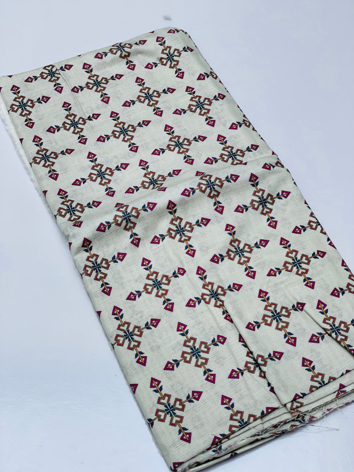 KHADDAR PRINTED 2 PIECE SUIT