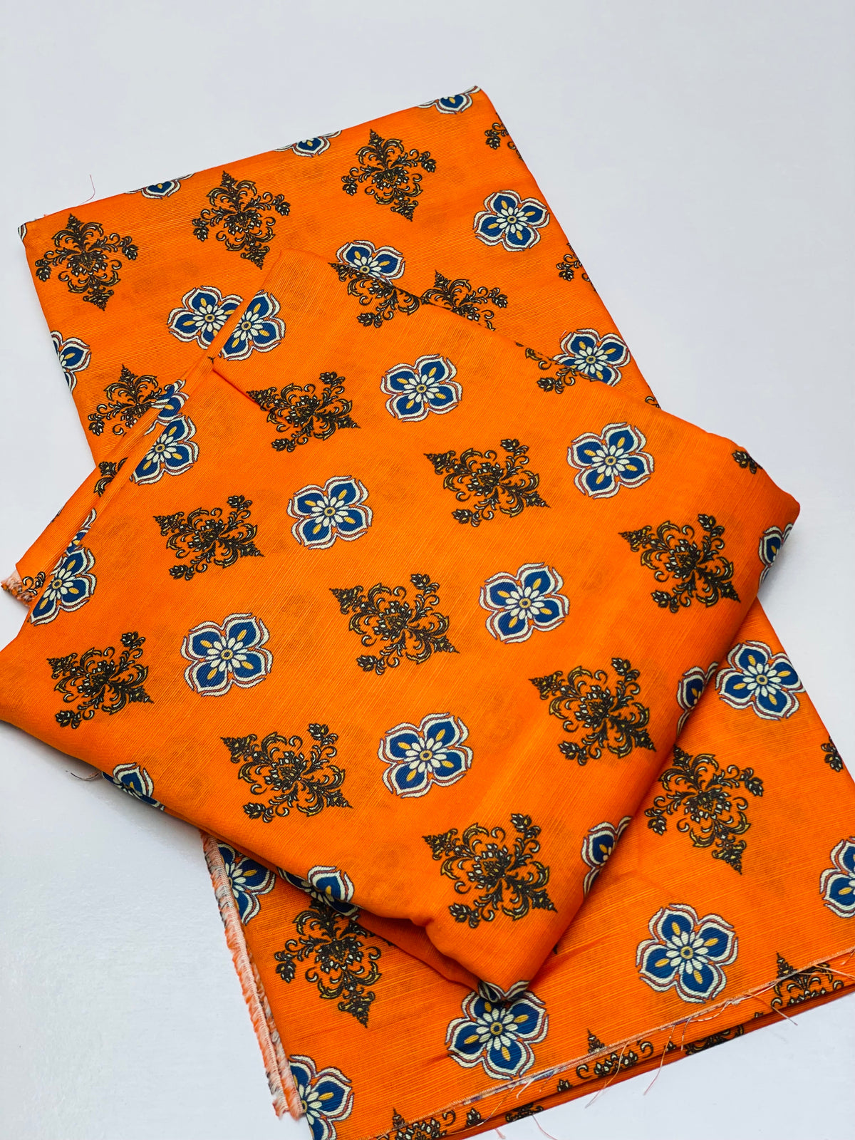 KHADDAR PRINTED 2 PIECE SUIT
