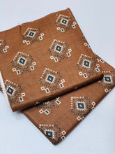 KHADDAR PRINTED 2 PIECE SUIT