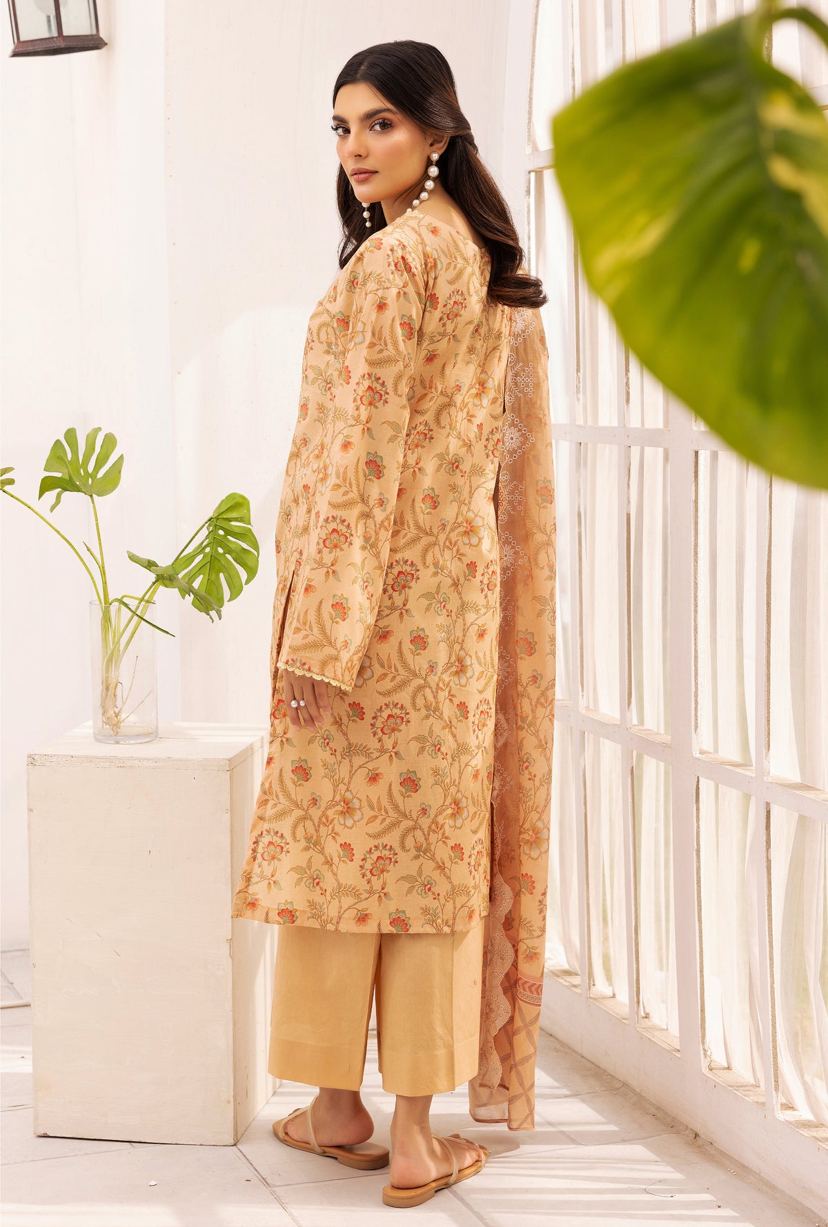Rang-Reza Embroidered 3 Piece