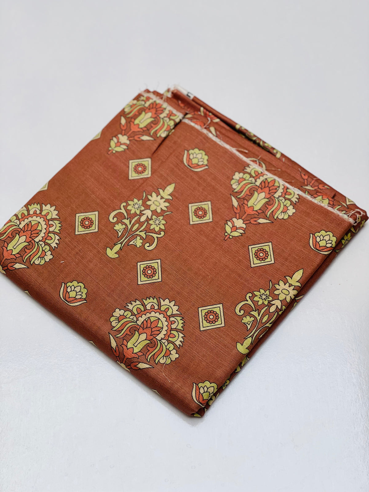 KHADDAR PRINTED 2 PIECE SUIT