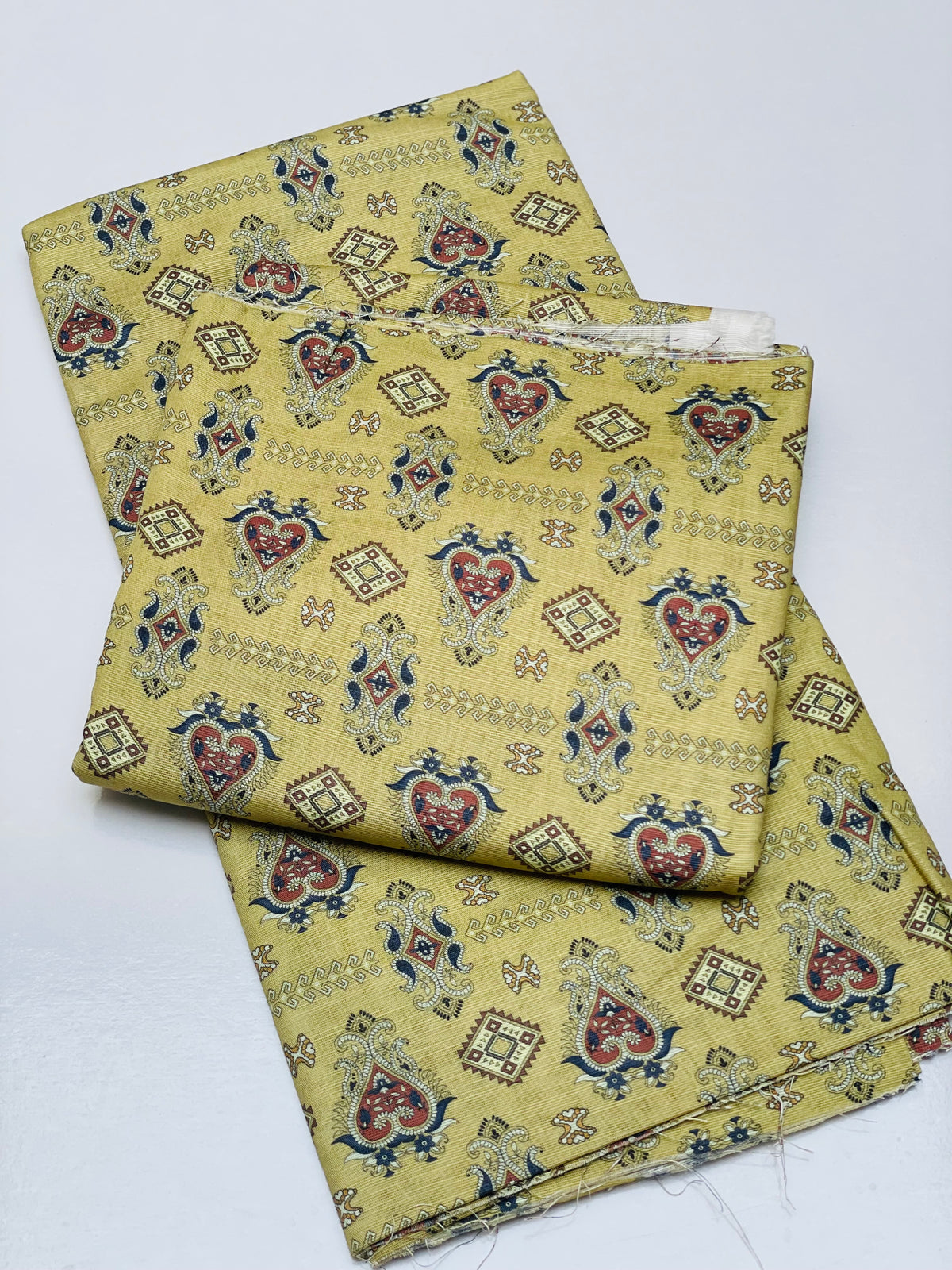 KHADDAR PRINTED 2 PIECE SUIT