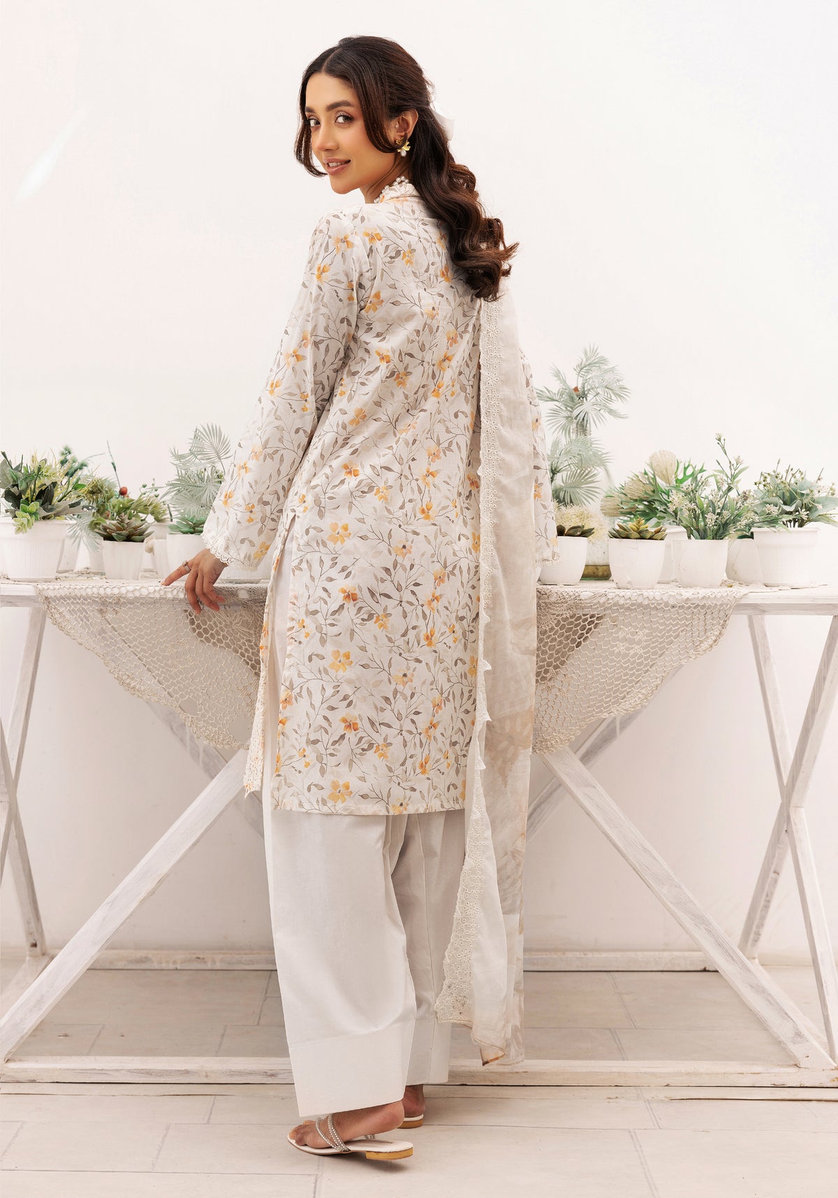 Rang-Reza Embroidered 3 Piece