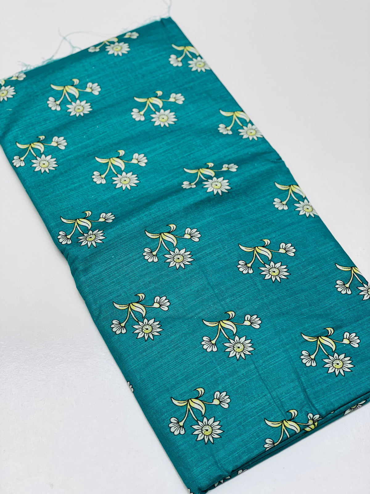 KHADDAR PRINTED 2 PIECE SUIT