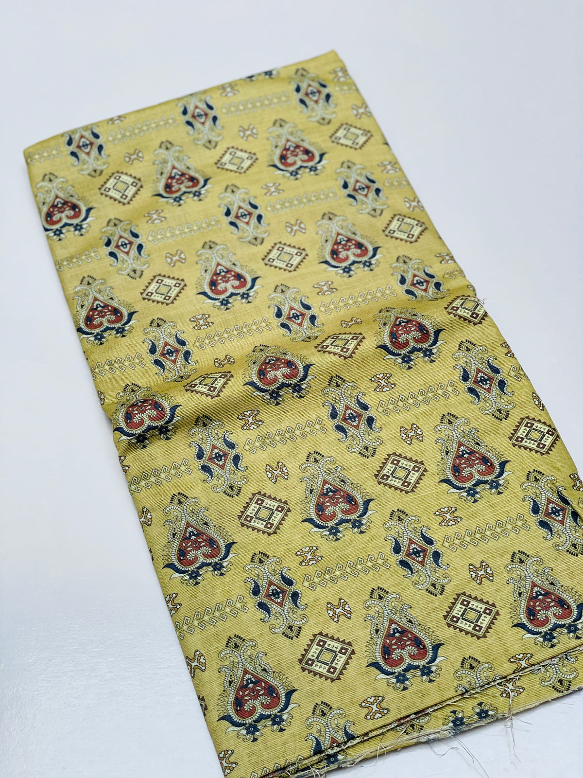 KHADDAR PRINTED 2 PIECE SUIT