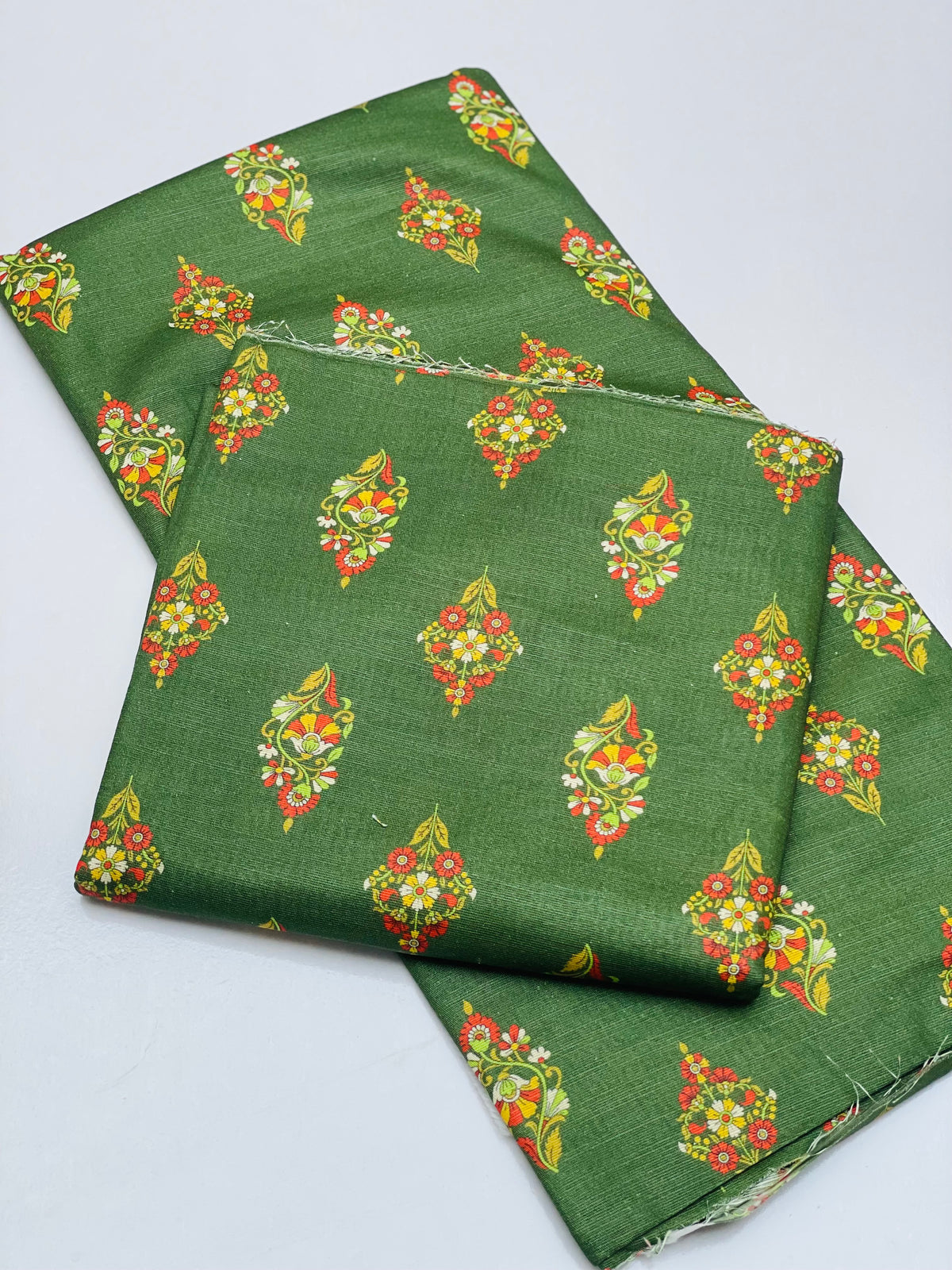 KHADDAR PRINTED 2 PIECE SUIT