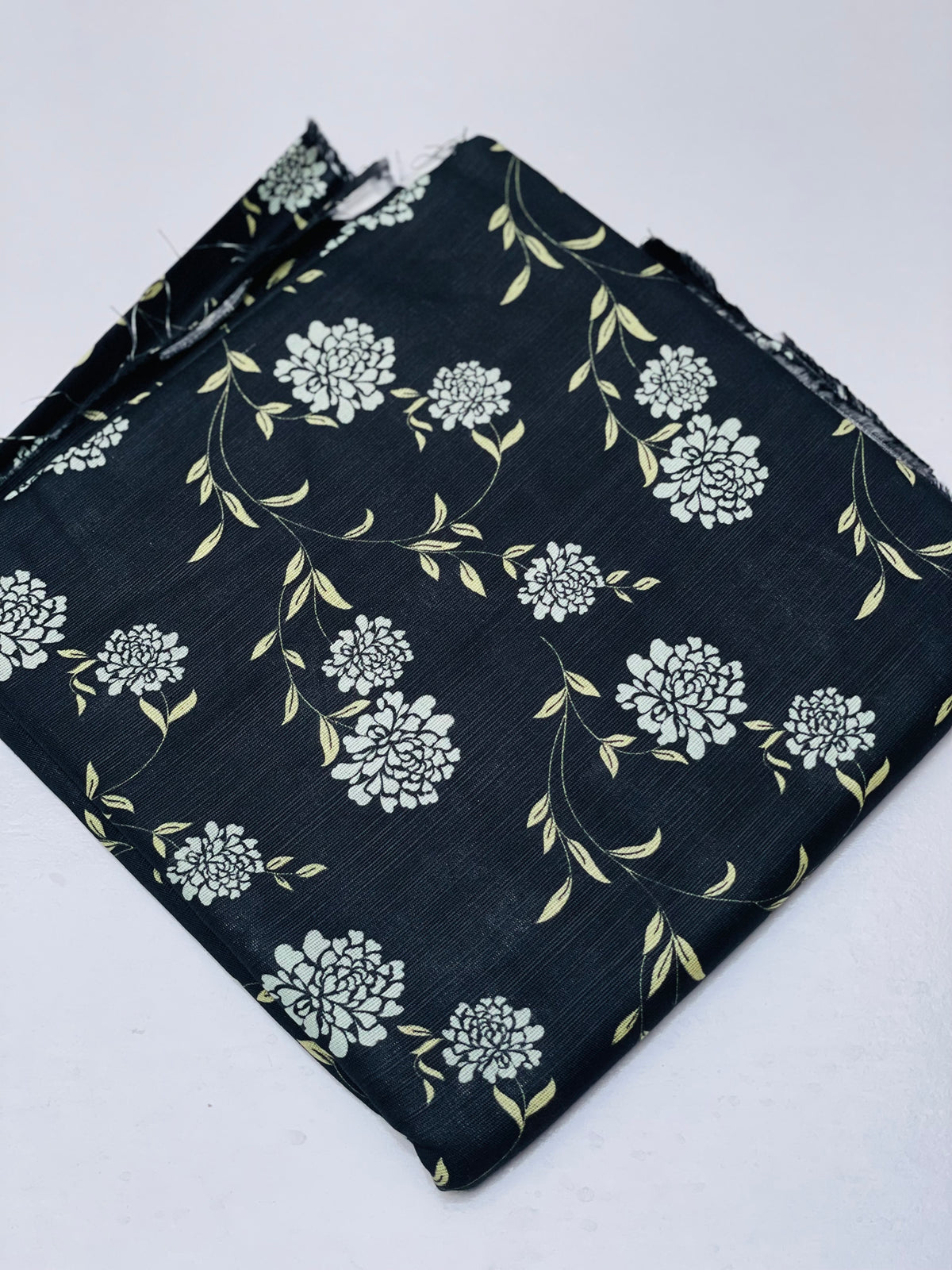 KHADDAR PRINTED 2 PIECE SUIT