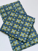 KHADDAR PRINTED 2 PIECE SUIT