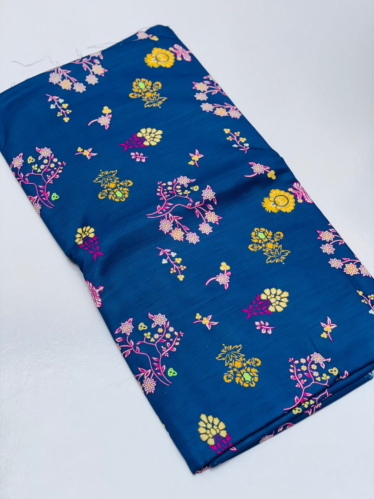 KHADDAR PRINTED 2 PIECE SUIT